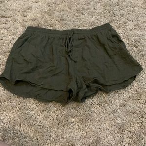 Green Universal Thread Shorts, Flowy and Loose Style